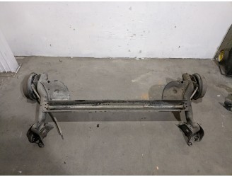 Recambio de puente trasero para dacia sandero 1.5 dci diesel fap cat referencia OEM IAM 555010071R 555010071R 