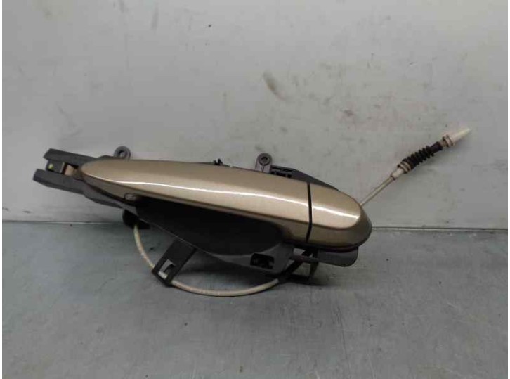 Recambio de maneta exterior delantera derecha para bmw serie 3 berlina (e90) 320d referencia OEM IAM 51217207540 