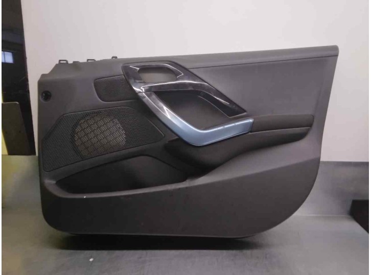 Recambio de guarnecido puerta delantera derecha para peugeot 208 1.2 12v vti referencia OEM IAM 96763525ZD 5 PUERTAS