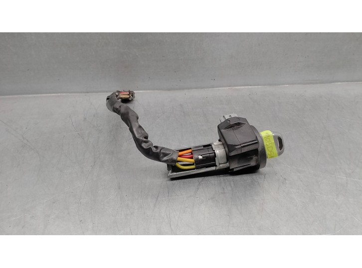 Recambio de conmutador de arranque para renault twingo (co6) 1.2 referencia OEM IAM 7701471582 