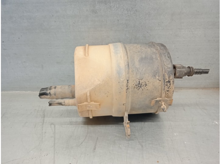 Recambio de acumulador central amortiguacion para land rover discovery 2.7 td v6 cat referencia OEM IAM RQB000513 