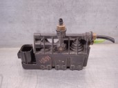 Recambio de centralita suspension para land rover discovery 2.7 td v6 cat referencia OEM IAM RVH000095 