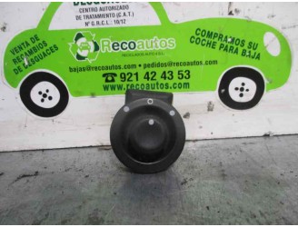 Recambio de mando retrovisor para renault megane grand tour 1.5 referencia OEM IAM 8200002442A  