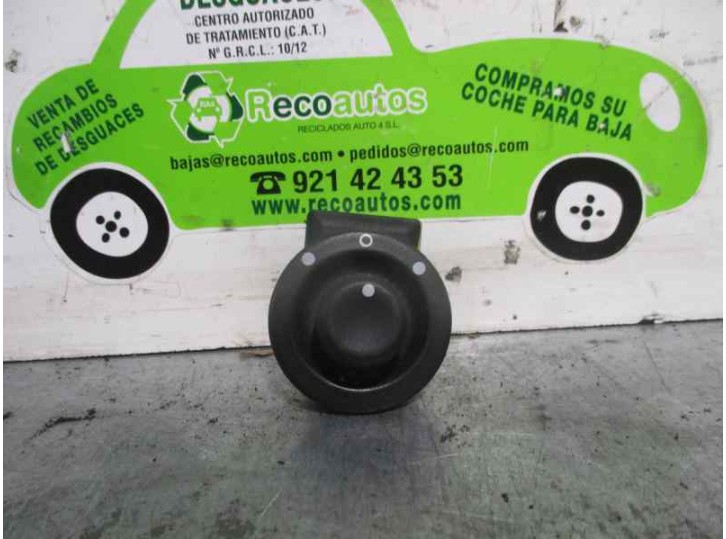 Recambio de mando retrovisor para renault megane grand tour 1.5 referencia OEM IAM 8200002442A  