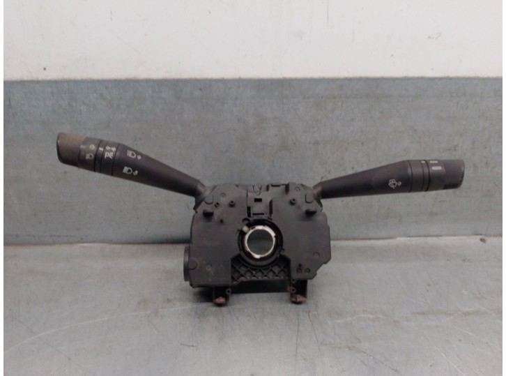 Recambio de mando luces para peugeot bipper (aa_) 1.4 hdi referencia OEM IAM 86261000 6242KE 