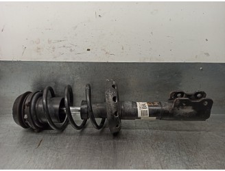 Replacement front left shock absorber for Opel Astra G saloon 1.6 OEM IAM reference 90576821 DELLPHI