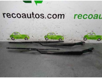 Recambio de brazo limpia delantero derecho para lexus is200 (gxe10) 2.0 cat referencia OEM IAM 8521153030  
