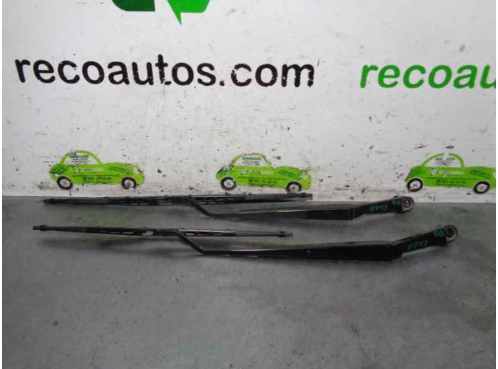 Recambio de brazo limpia delantero derecho para lexus is200 (gxe10) 2.0 cat referencia OEM IAM 8521153030 