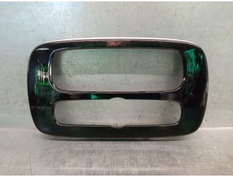 Recambio de embellecedor para smart forfour hatchback (453) 0.9 (453.044, 453.053) referencia OEM IAM A4536805102 