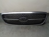 Recambio de rejilla delantera para kia carnival ii 2.9 crdi cat referencia OEM IAM 0K54G50710 