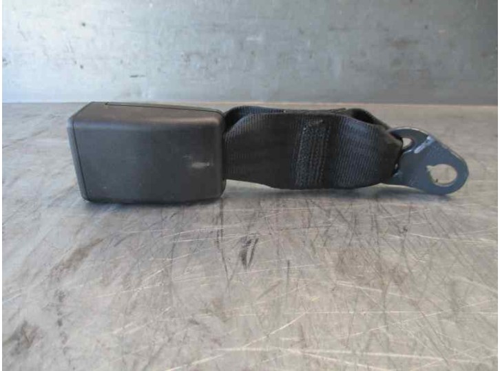 Recambio de enganche cinturon para dacia sandero ii 0.9 tce cat referencia OEM IAM 878170958R  