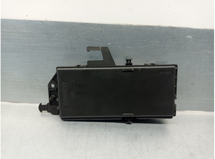 Recambio de modulo electronico para renault espace iv (jk0) 2.2 dci turbodiesel referencia OEM IAM 8200367326 