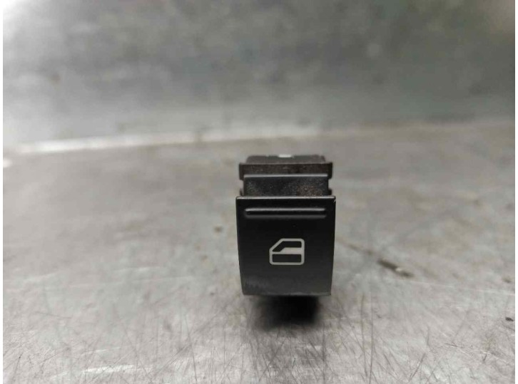 Replacement right rear window lift switch for Seat Toledo (5P2) 1.9 TDI OEM IAM reference 7L6959855B 