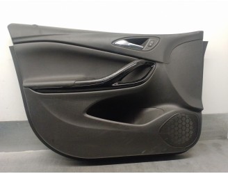 Replacement front left door trim panel for Opel Astra K sedan 5-door 1.6 CDTi DPF OEM IAM reference 888403685 251383
