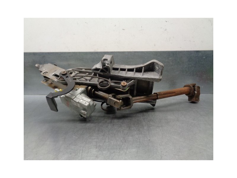 Recambio de columna direccion para volvo s40 berlina 2.0 diesel cat referencia OEM IAM P30776153 P30776213 