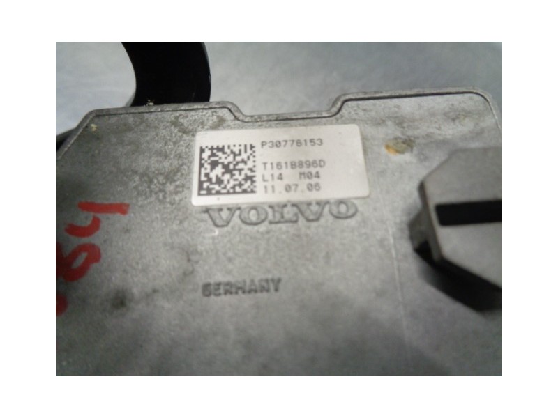 Recambio de columna direccion para volvo s40 berlina 2.0 diesel cat referencia OEM IAM P30776153 P30776213 