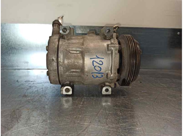 Recambio de compresor aire acondicionado para renault clio ii fase i (b/cbo) 1.4 referencia OEM IAM 7700875357 