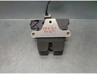 Replacement boot / tailgate lock for Ford Focus Saloon (CAP) ST OEM IAM reference 3M51R442A66CA 4 PINS 