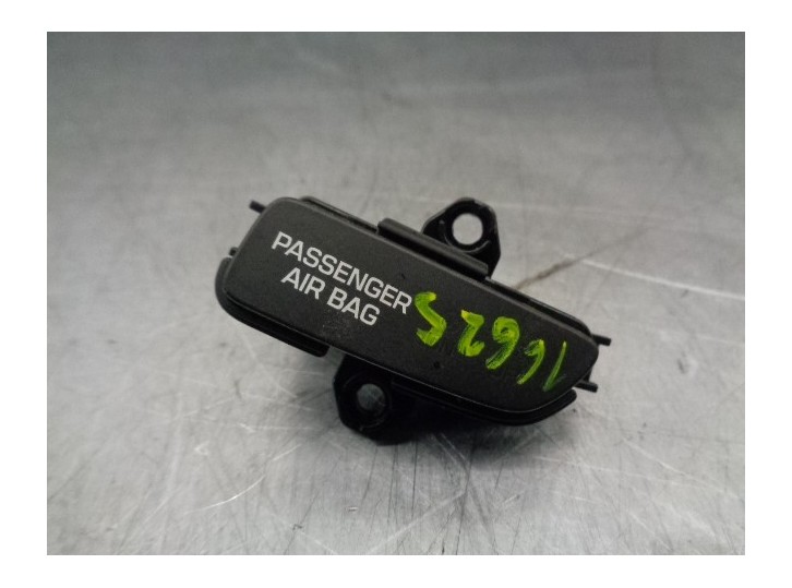 Recambio de mando para hyundai i10 1.0 cat referencia OEM IAM 299173754 93770B92004X 