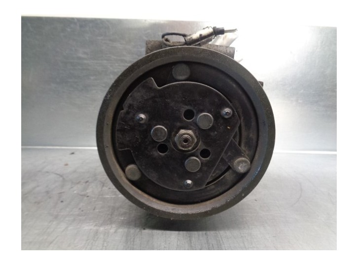 Recambio de compresor aire acondicionado para dacia logan 1.6 cat referencia OEM IAM 8200117767 1177A SANDEN