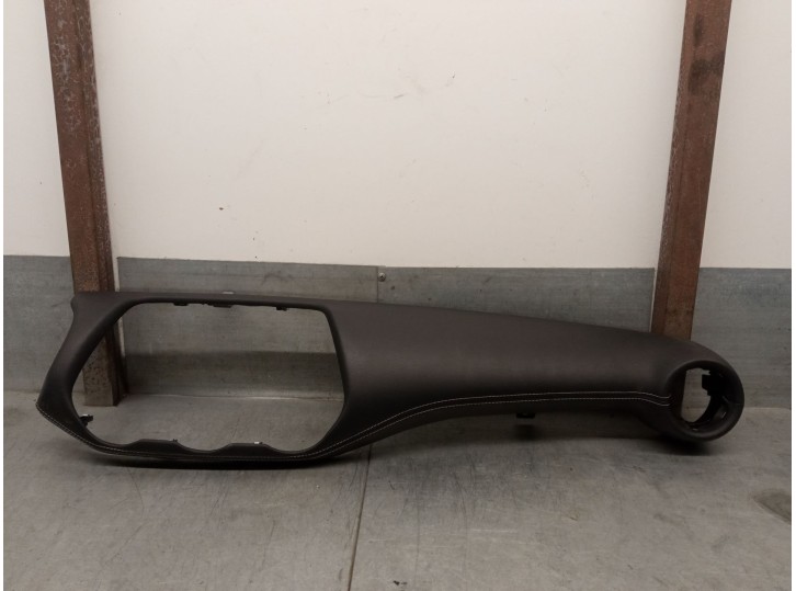 Recambio de moldura para nissan juke (f16_) 1.0 referencia OEM IAM 684116PE0A  684P56PE0A