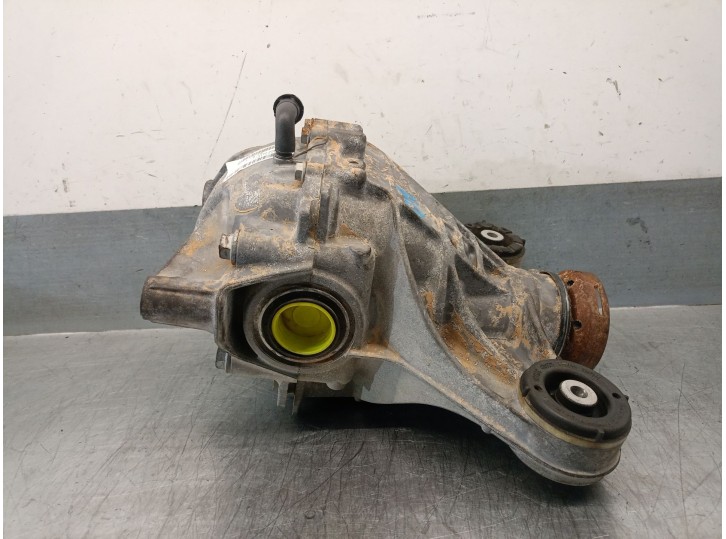 Recambio de diferencial trasero para jaguar xe (x760) 2.0 d referencia OEM IAM GX734A213FD T2H8647 2.73