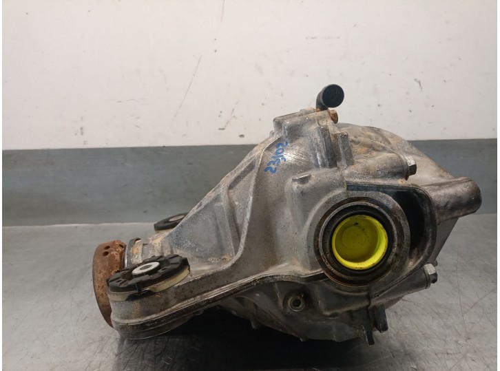 Recambio de diferencial trasero para jaguar xe (x760) 2.0 d referencia OEM IAM GX734A213FD T2H8647 2.73