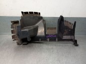 Recambio de moldura para peugeot 5008 (0u_, 0e_) 1.6 hdi referencia OEM IAM 9686133980 7104LJ 