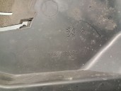 Recambio de moldura para peugeot 5008 (0u_, 0e_) 1.6 hdi referencia OEM IAM 9686133980 7104LJ 
