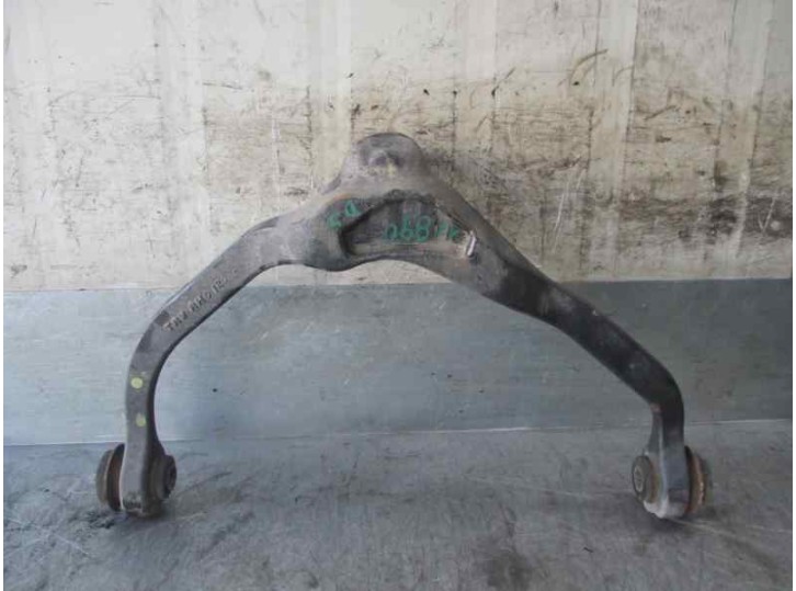 Recambio de brazo suspension superior delantero derecho para dodge nitro 2.8 crd referencia OEM IAM 52125112AD  