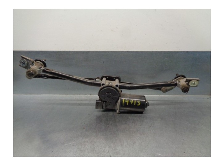Replacement front wiper motor for Hyundai i30 1.4 CAT OEM IAM reference 981101H000 