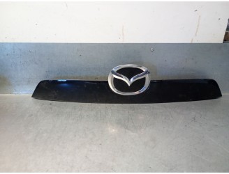 Recambio de molduras traseras para mazda cx-5 2.2 turbodiesel cat referencia OEM IAM KD5350811 KD465081008 