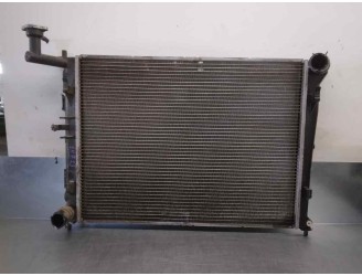 Recambio de radiador agua para hyundai i30 1.4 cat referencia OEM IAM 253102R000 