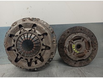 Recambio de kit embrague para toyota aygo (kgb/wnb) 1.0 cat referencia OEM IAM 312100H040 119012610 LUK