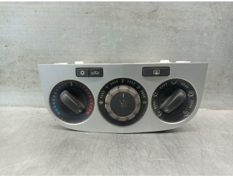 Recambio de mando calefaccion / aire acondicionado para opel corsa d 1.3 16v cdti referencia OEM IAM 5E0943200 