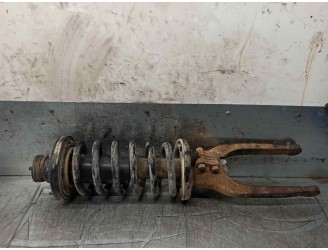 Recambio de amortiguador delantero derecho para kia sportage 2.0 cat referencia OEM IAM K01134710  