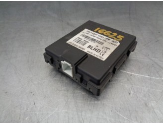 Recambio de centralita inmovilizador para hyundai i10 1.0 cat referencia OEM IAM 95800B9000 10R037987 MOBIS