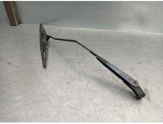 Recambio de brazo limpia trasero para kia sportage 2.0 cat referencia OEM IAM   