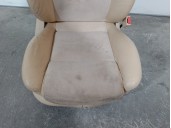 Replacement front right seat for Volkswagen Passat Variant (3B6) 2.5 V6 TDI OEM IAM reference 4869611 BEIGE LEATHER 5-SEAT