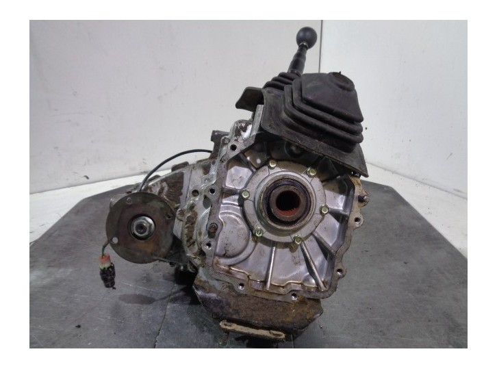 Recambio de caja transfer para kia sportage 2.0 cat referencia OEM IAM 0K01117700A 