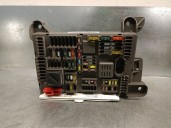 Recambio de caja reles / fusibles para bmw x5 (e70) 3.0 turbodiesel cat referencia OEM IAM 518954020A  693168703