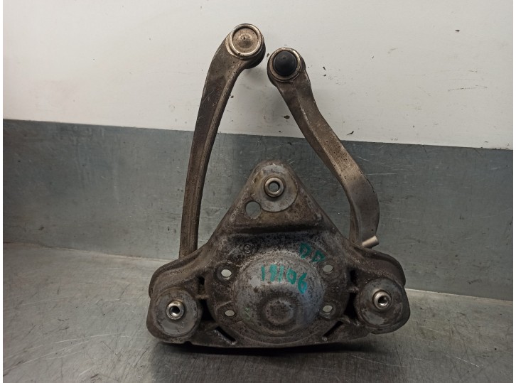 Recambio de copela amortiguador delantero derecho para audi a4 berlina (b5) 2.5 v6 24v tdi referencia OEM IAM 4D0407512 