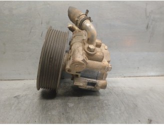 Recambio de bomba servodireccion para land rover discovery 2.7 td v6 cat referencia OEM IAM QVB500400 QVB500400 