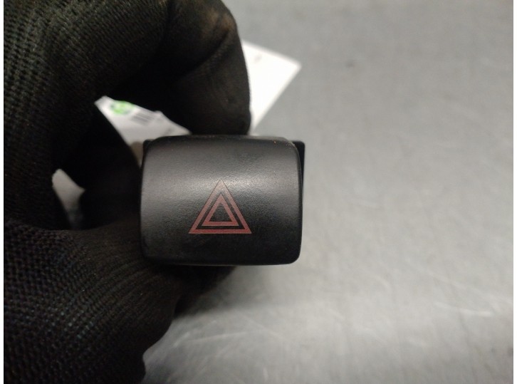 Recambio de warning para hyundai santa fe (sm) 2.0 crdi cat referencia OEM IAM 9379026500 864W0140 