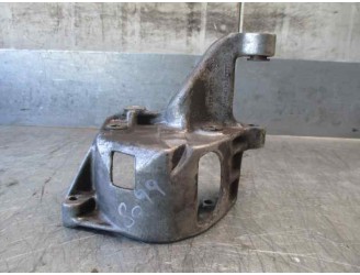 Replacement injection pump bracket for Seat Cordoba saloon (6K2) 1.9 diesel (1Y) OEM IAM reference 028145523E 