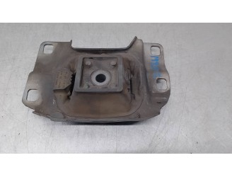 SOPORTE MOTOR IZQUIERDO 3M517M121 