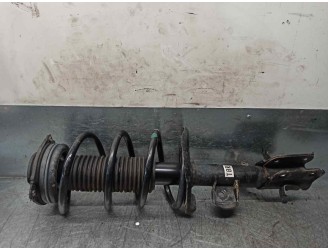 Replacement front right shock absorber for Nissan Juke (F15) 1.6 16v OEM IAM reference 543021KC2B 