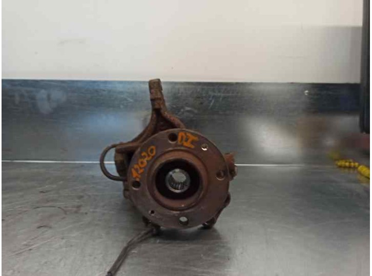 Recambio de mangueta delantera izquierda para citroën c3 hdi 70 furio referencia OEM IAM 1607557480 