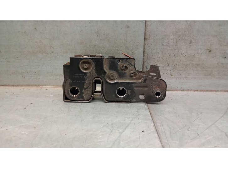 Recambio de cerradura capot para audi q7 (4lb) 3.0 tdi quattro referencia OEM IAM 4L0823509B 4L0823509B 