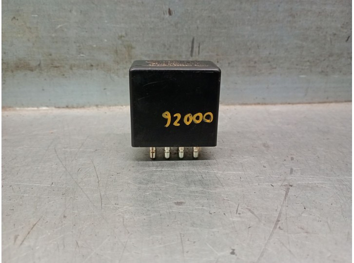 Recambio de rele para mercedes-benz clase e (w114/w115) berlina 3.0 diesel referencia OEM IAM 601115  